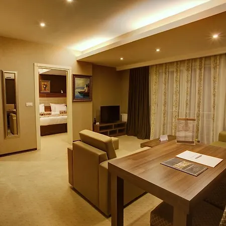 Konakk Hotel 2*